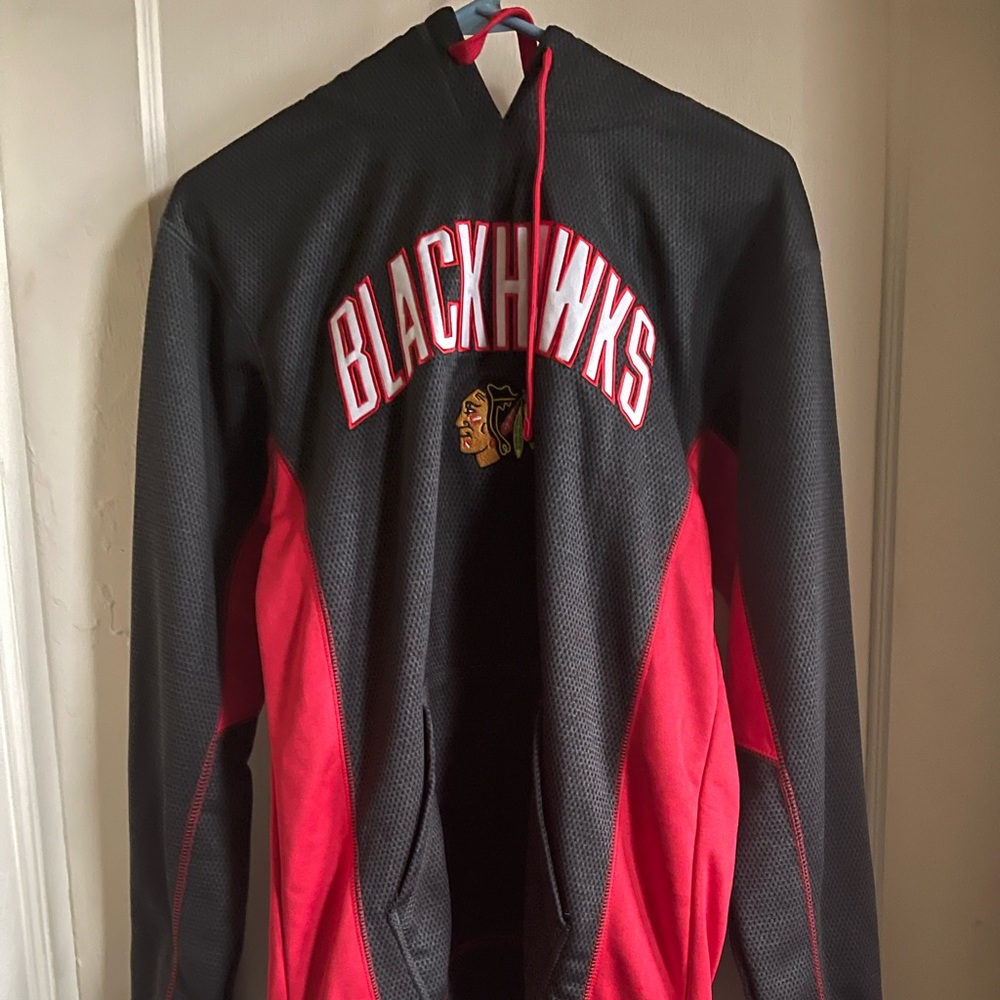 NHL Chicago Blackhawks pullover sweater with embroidered logo on the front